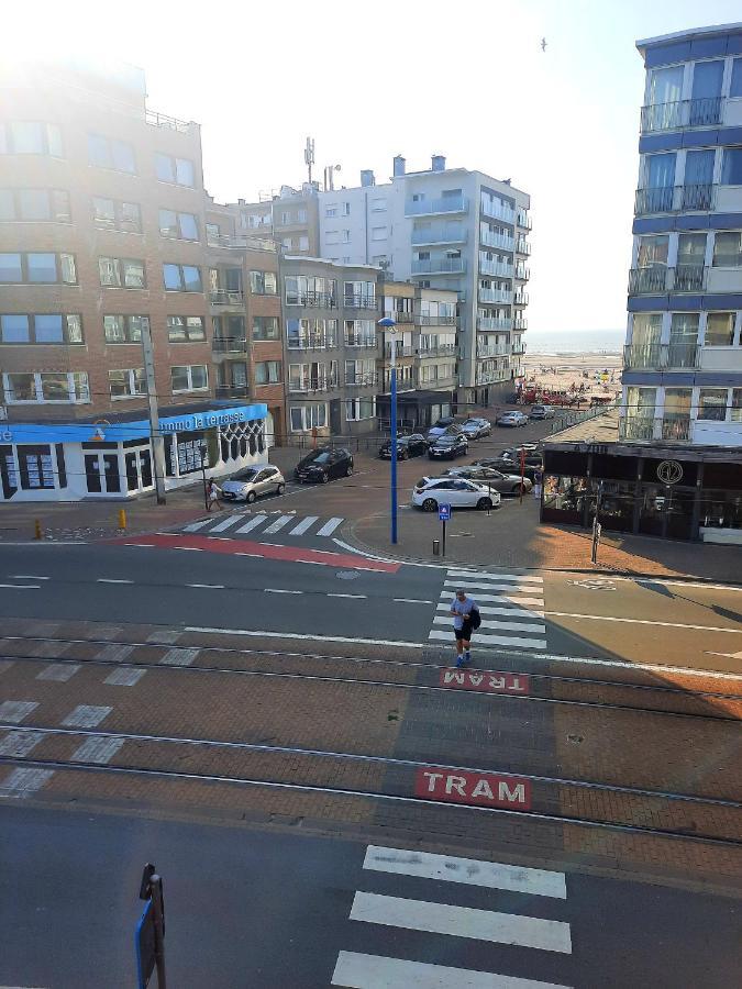Zeezicht Sibeac Koksijde Apartment Екстериор снимка